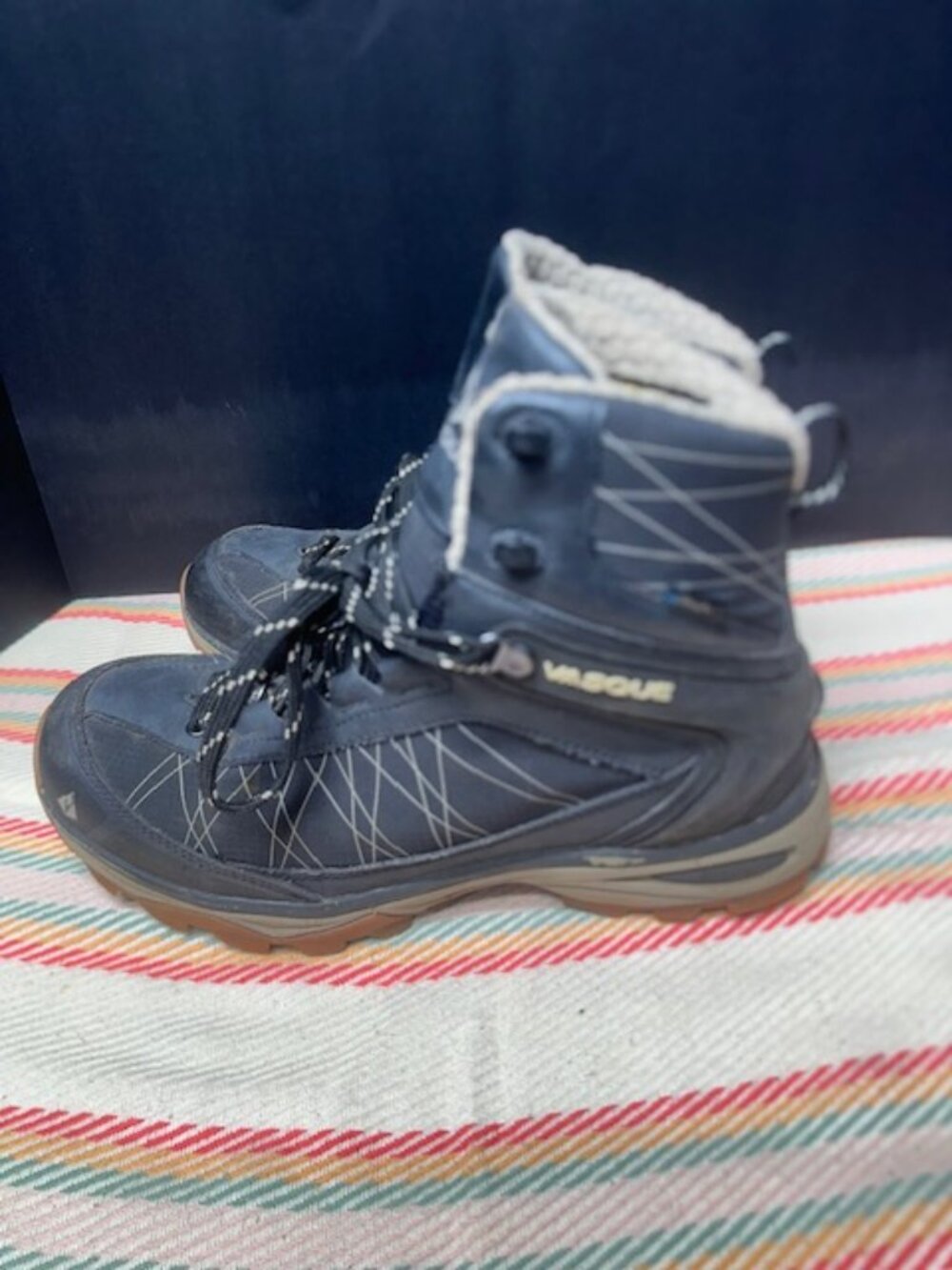 Vasque ColdSpark UltraDry Woman's Size 9.5